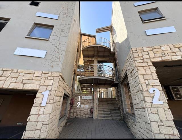 255M² OFFICE TO LET IN NOORDWYK